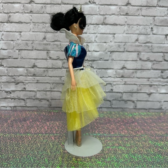 Disney PRINCESS SNOW WHITE Ballerina Disney Store Doll 2003 - Picture 4 of 12